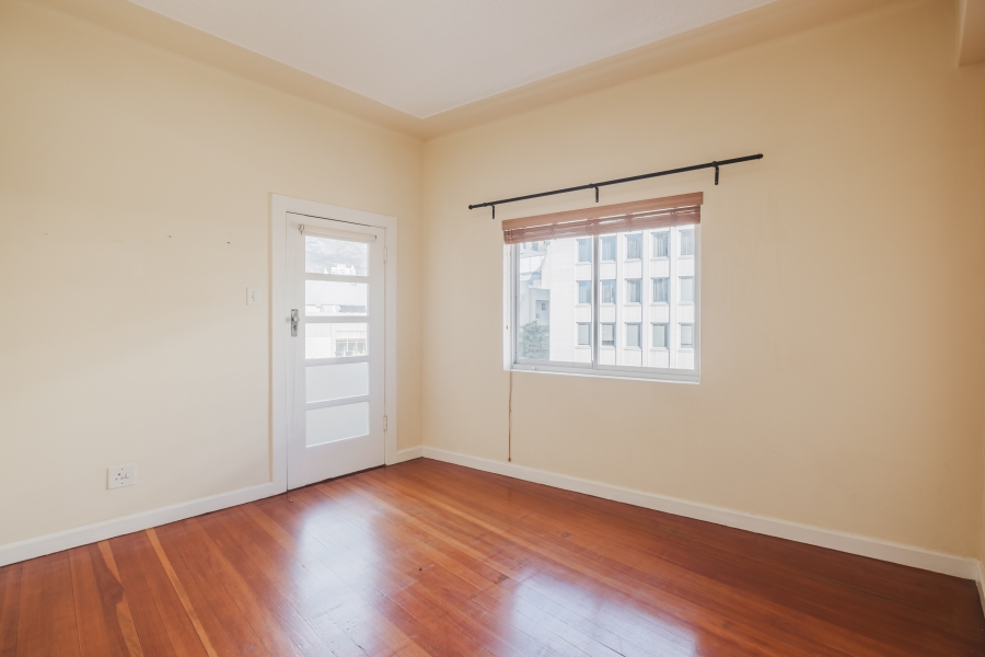 2 Bedroom Property for Sale in Cape Town City Centre Western Cape